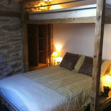 Chambre D'Hote La Tour Du Merle Le Villard (Savoie) Exterior photo